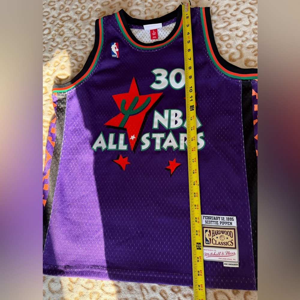 Scottie Pippen Mitchell & Ness 1995 NBA All-Star
Game Jersey Size: L (14/16) - Picture 6 of 8